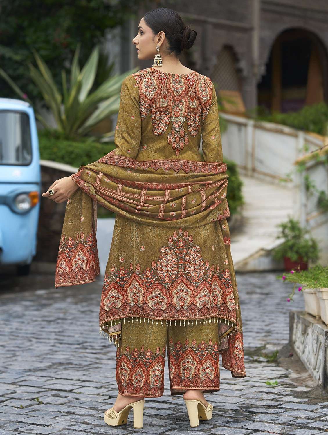 women printed long sleeve kurta palazzo with dupatta set - 22084657 -  Standard Image - 3