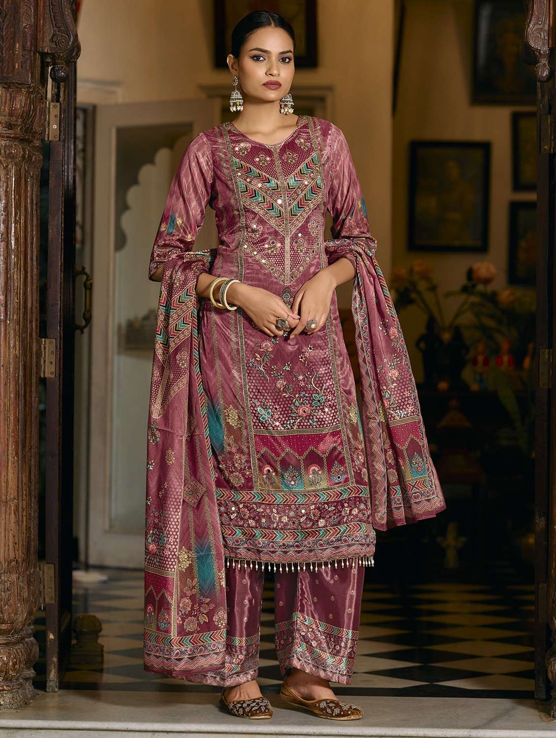 women printed three quarter sleeve kurta palazzo with dupatta set