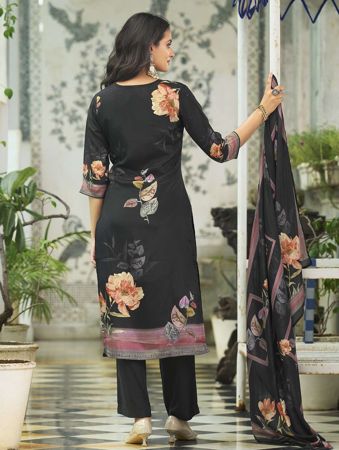 women floral printed three quarter sleeve kurta pant with dupatta set - 22084666 -  Standard Image - 3