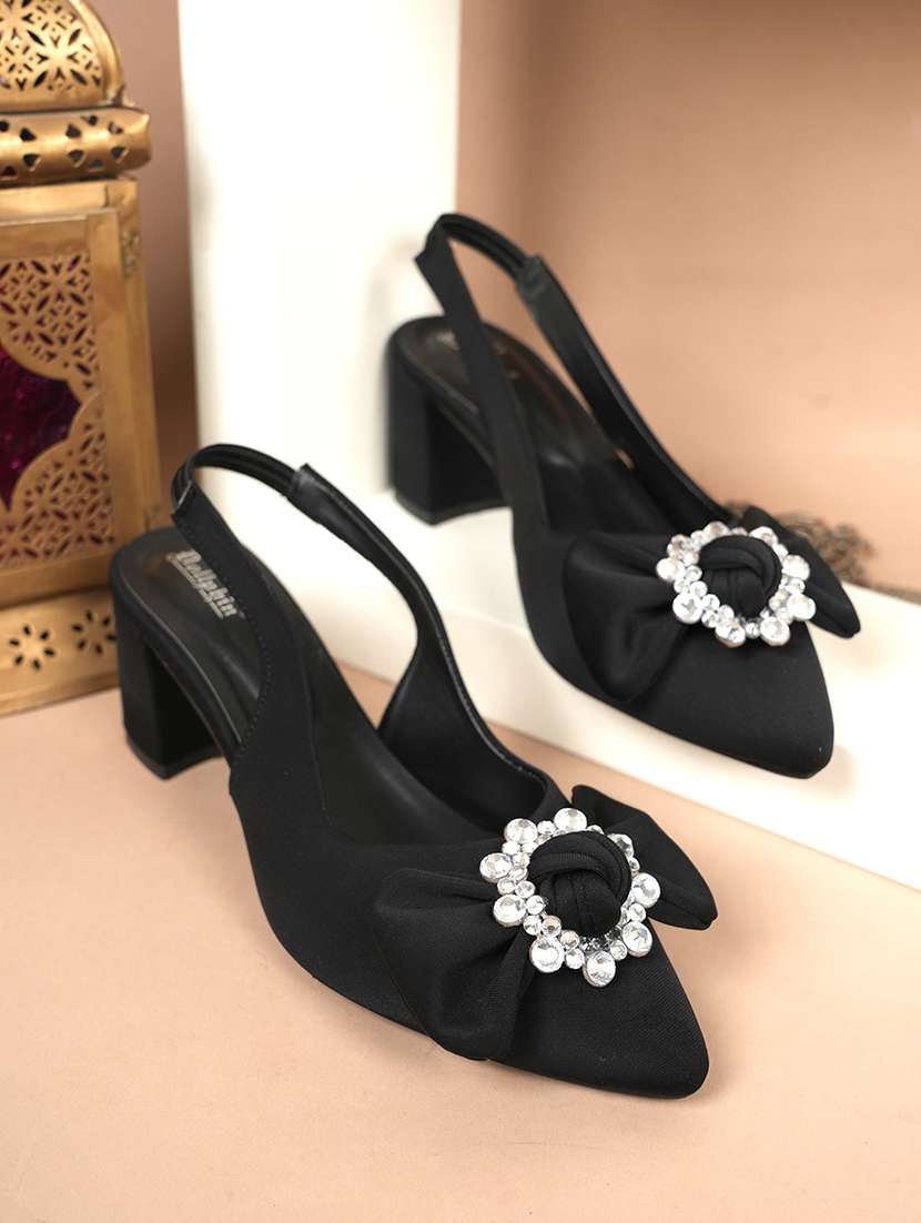 women solid back strap block heel sandals - 22084741 -  Zoom Image - 0