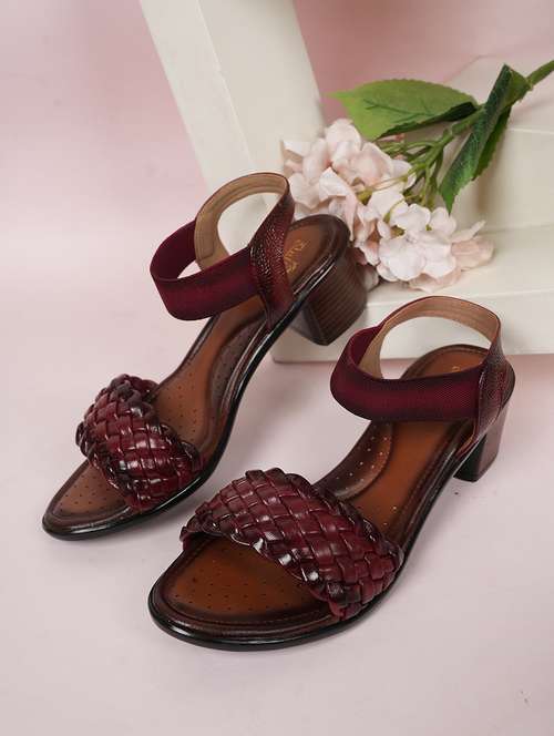 women solid back strap block heel sandals - 22084754 - Standard Image - 0