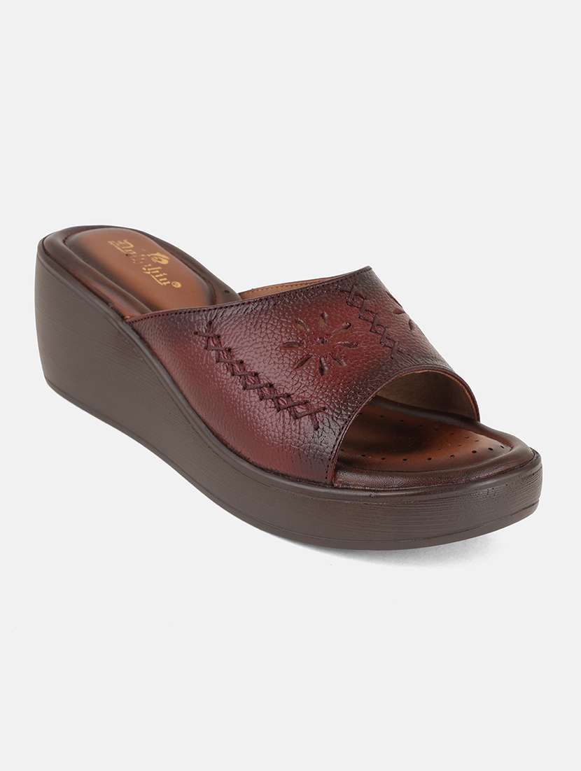 women solid slip on platform wedges - 22084758 - Standard Image - 3