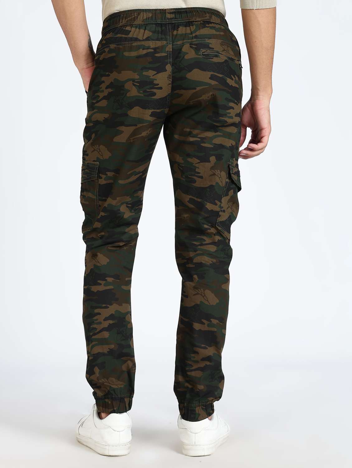 men camouflage mid rise regular fit jogger - 22084823 -  Standard Image - 3