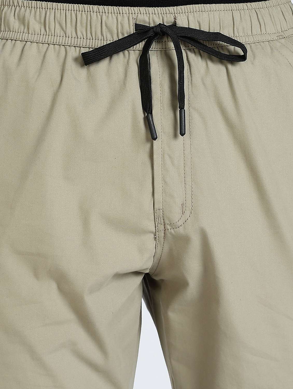 men solid mid rise chinos casual trouser - 22084859 -  Standard Image - 3