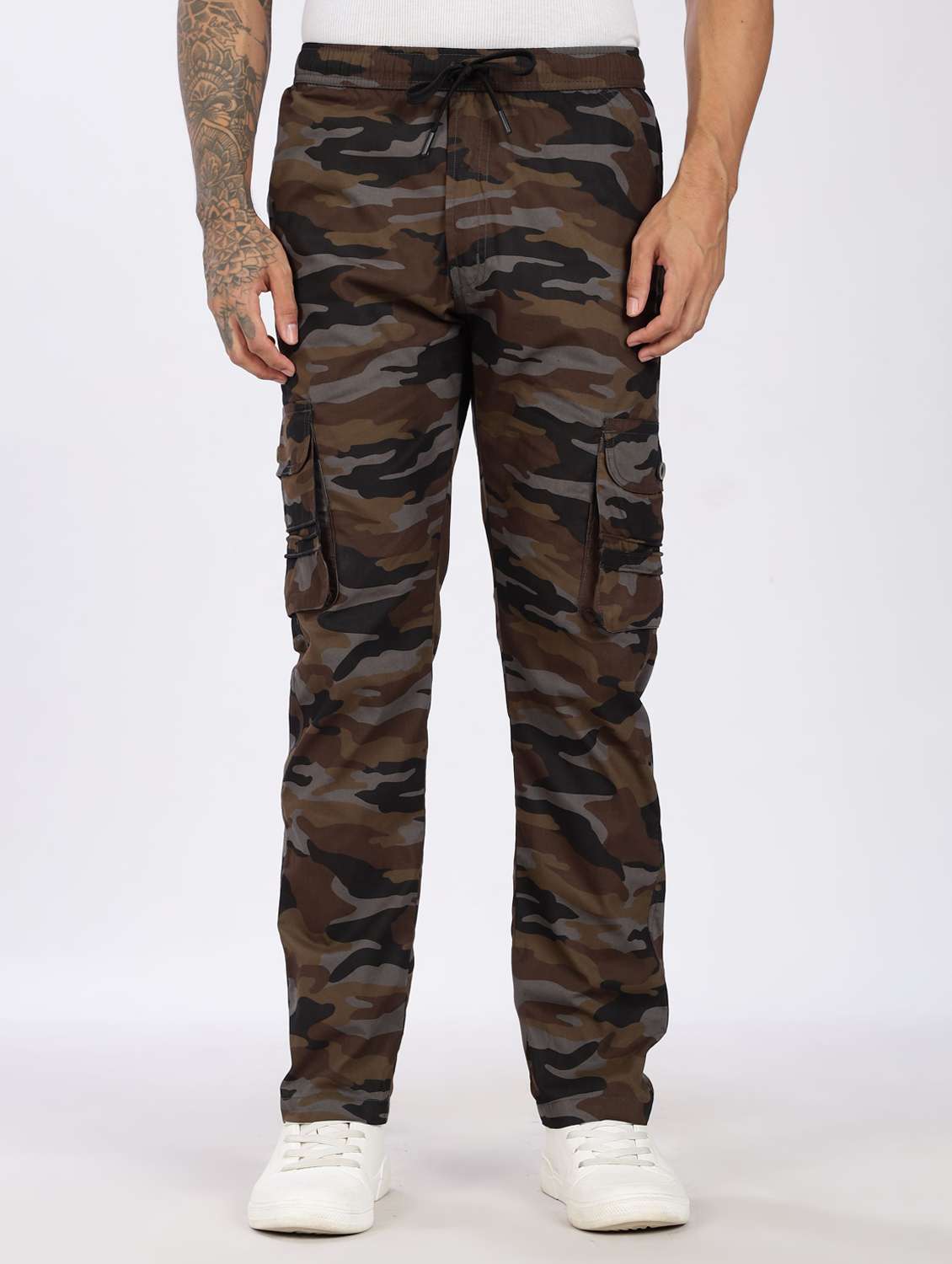 men camouflage mid rise regular fit cargo