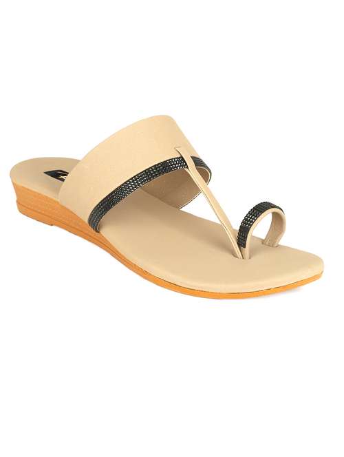 women solid one toe slip on flat sandals - 22085254 -  Standard Image - 0
