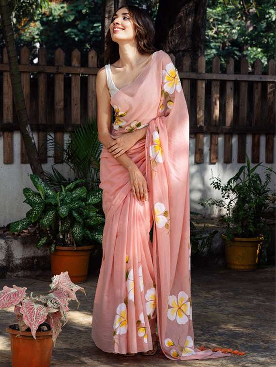 women floral printed saree with blouse - 22085869 - Standard Image - 3