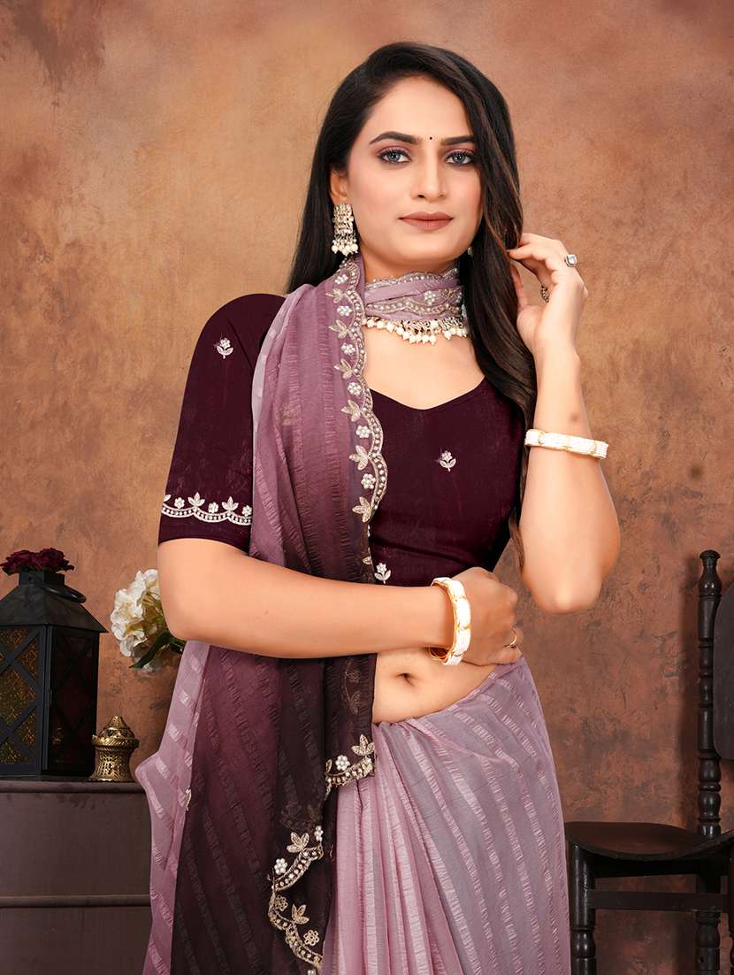 women ombre embroidered saree with blouse - 22085890 - Standard Image - 3