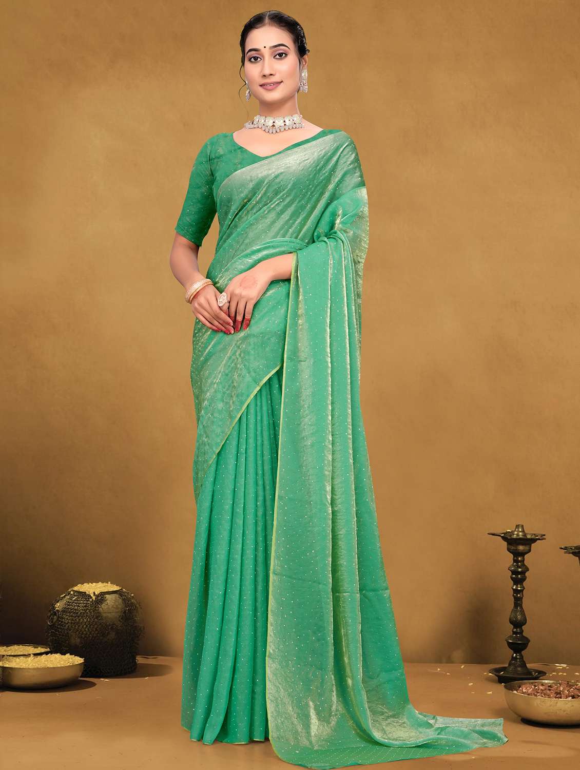 women solid with work embellished saree with blouse - 22085896 -  Zoom Image - 0