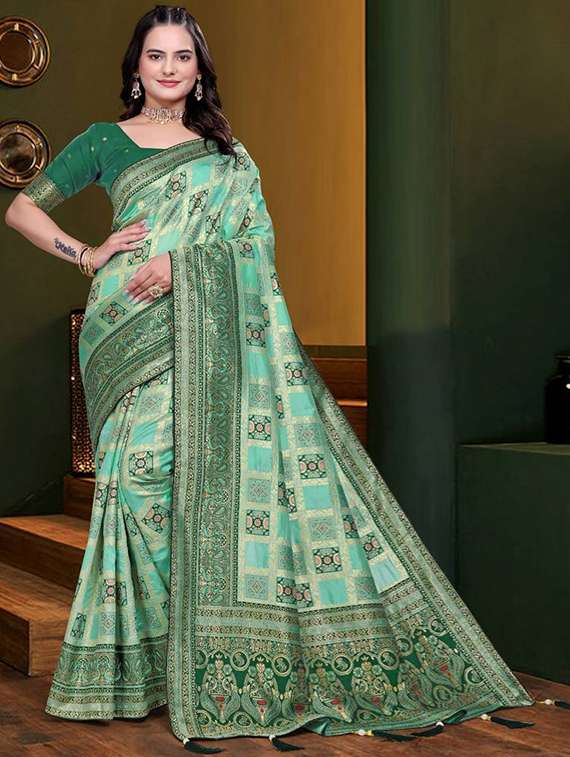 women self design banarasi saree with blouse - 22085913 - Zoom Image - 0