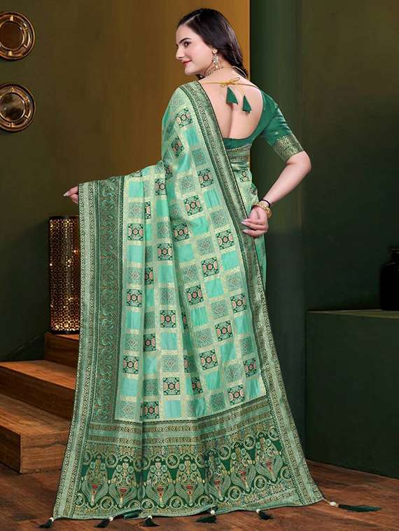 women self design banarasi saree with blouse - 22085913 - Standard Image - 3