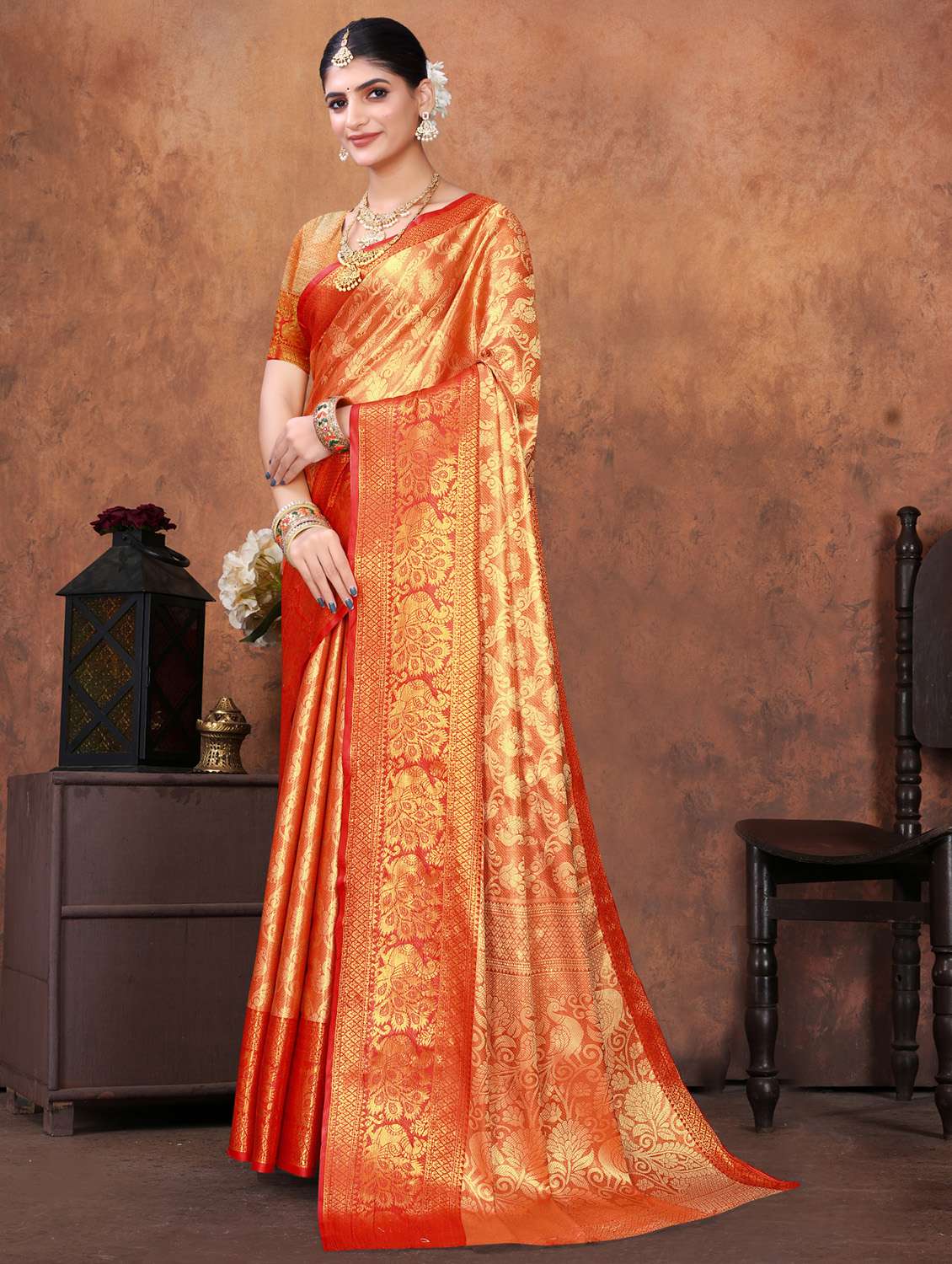 women self design kanjivaram saree with blouse - 22085916 - Zoom Image - 0
