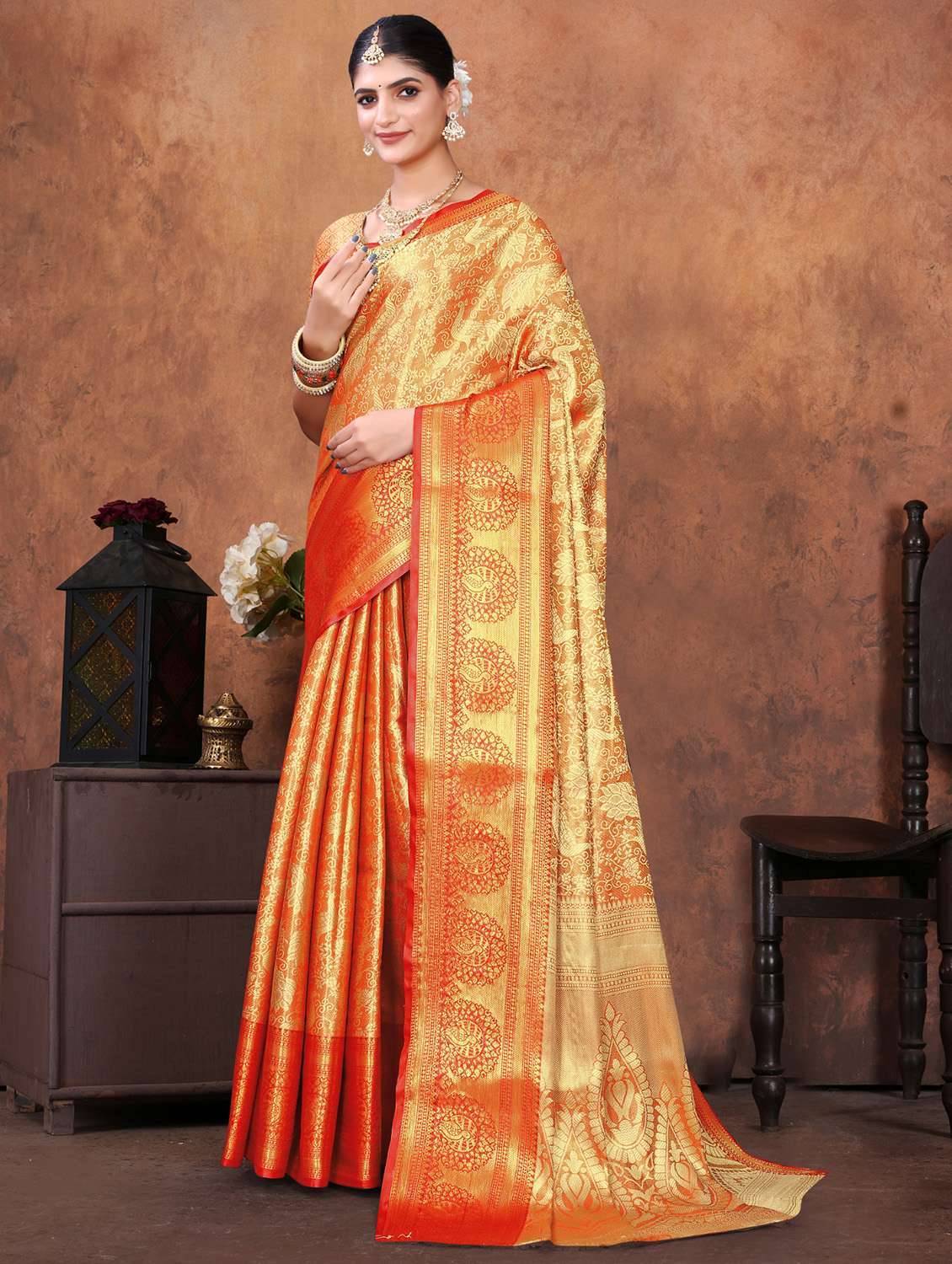 women self design kanjivaram saree with blouse - 22085920 -  Zoom Image - 0