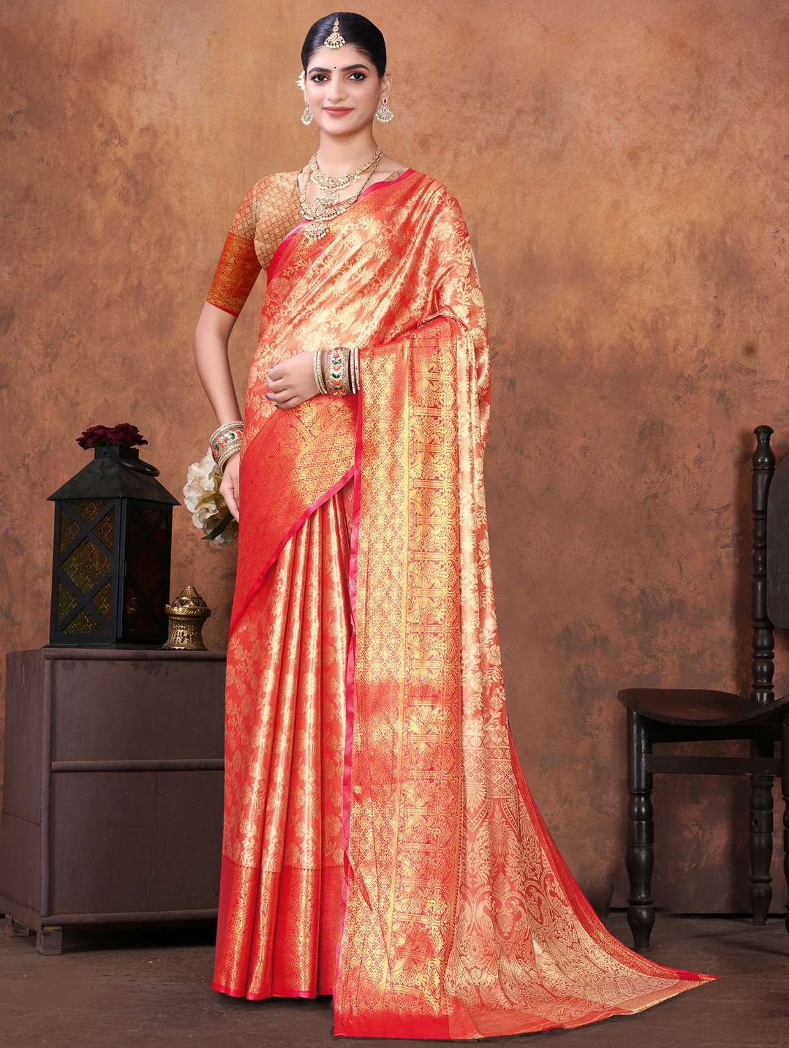 women self design kanjivaram saree with blouse - 22085924 - Zoom Image - 0