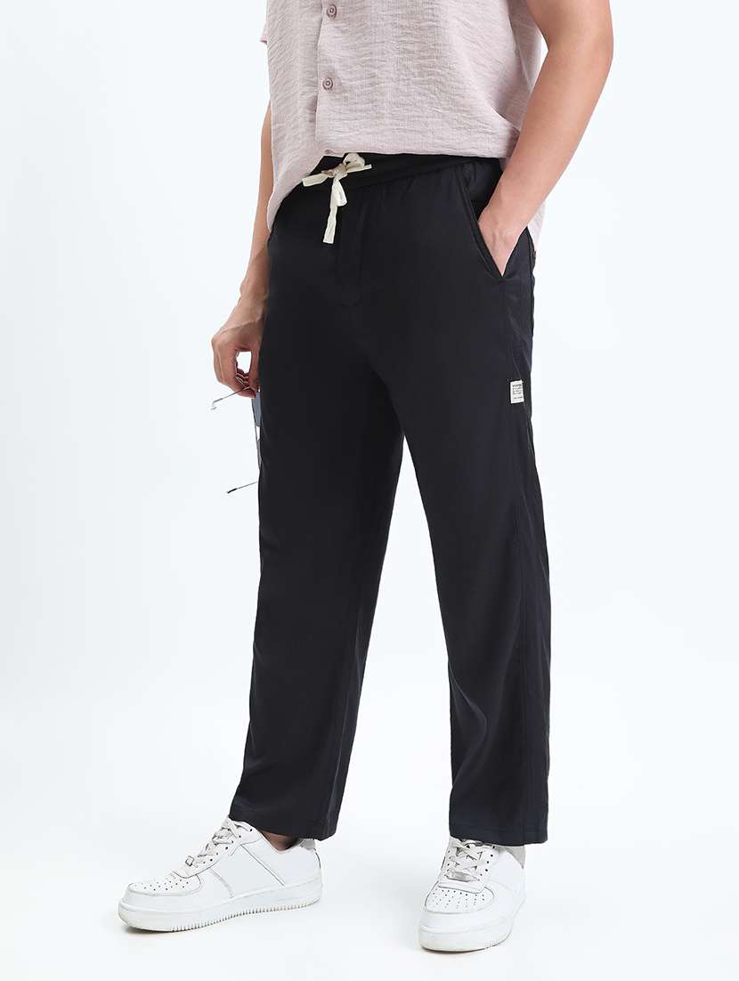 men solid low rise flat front casual trouser