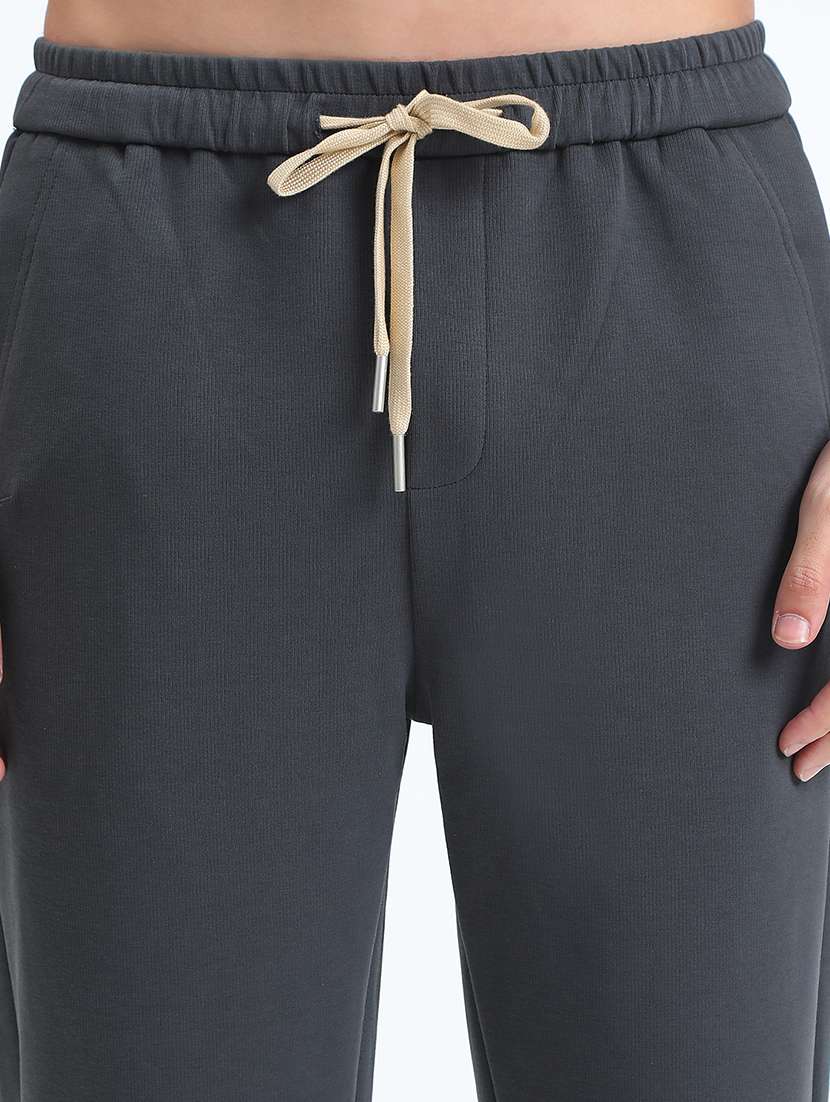 men solid low rise regular fit jogger - 22085983 -  Standard Image - 5