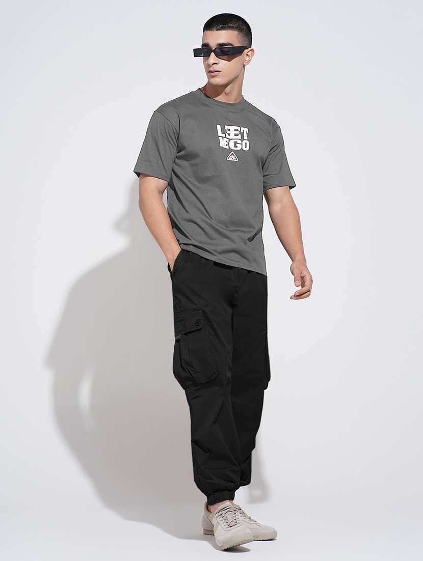 men solid low rise regular fit jogger - 22085987 -  Standard Image - 5