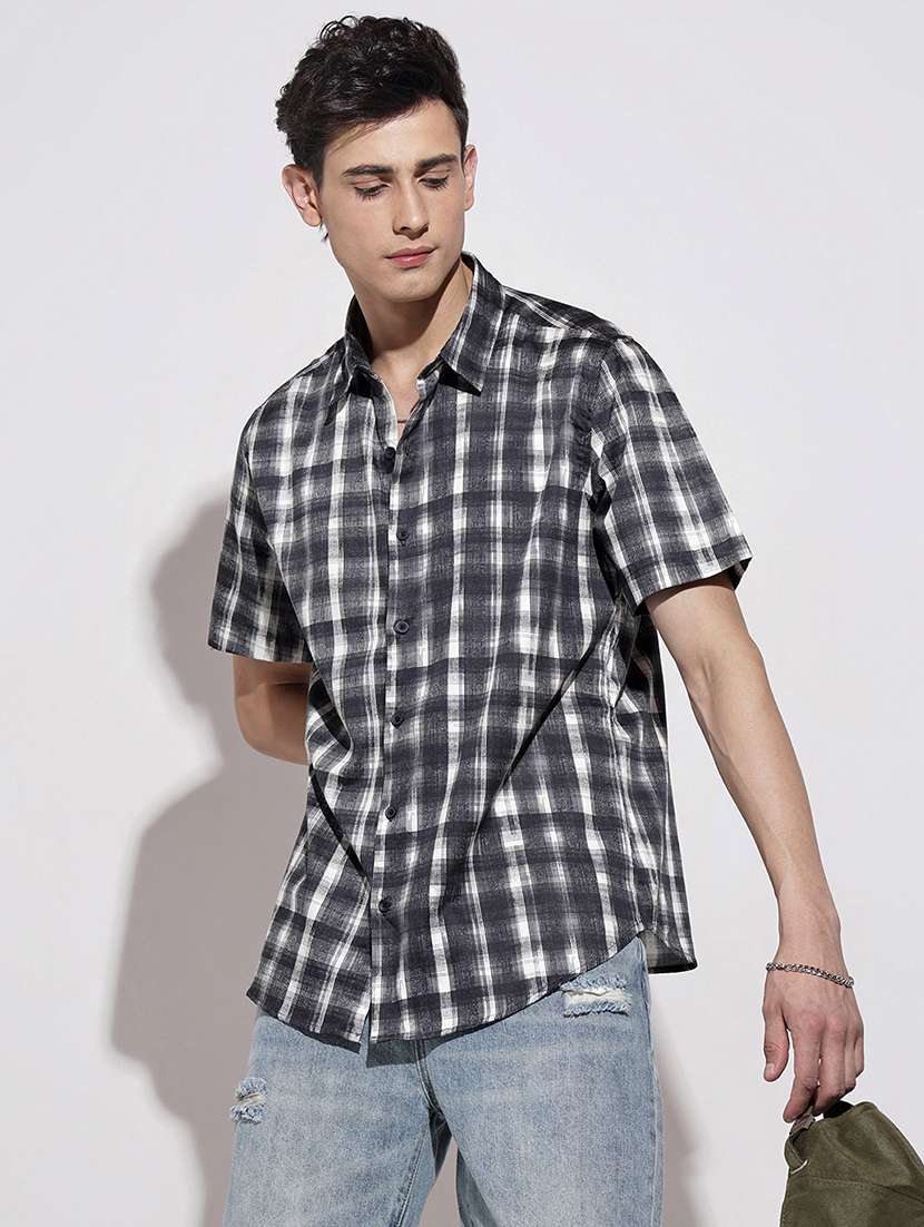 men checkered short sleeve regular fit casual shirt