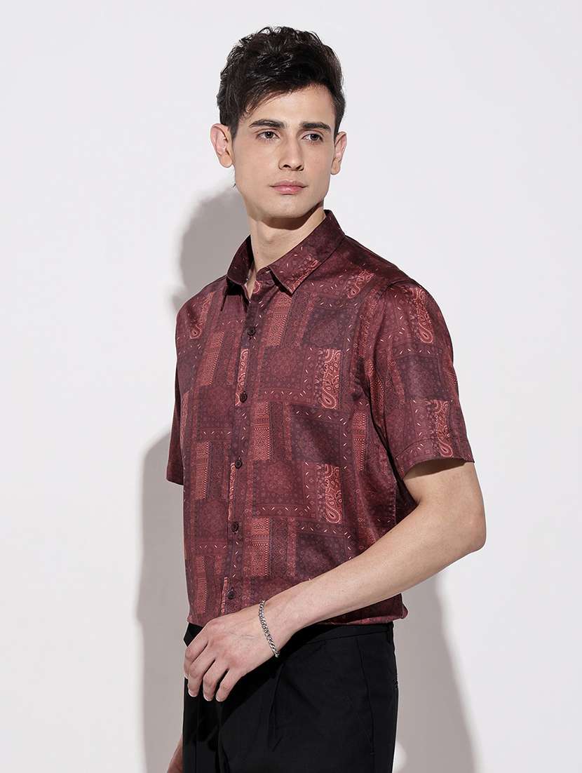 men printed short sleeve regular fit casual shirt - 22086078 -  Standard Image - 3