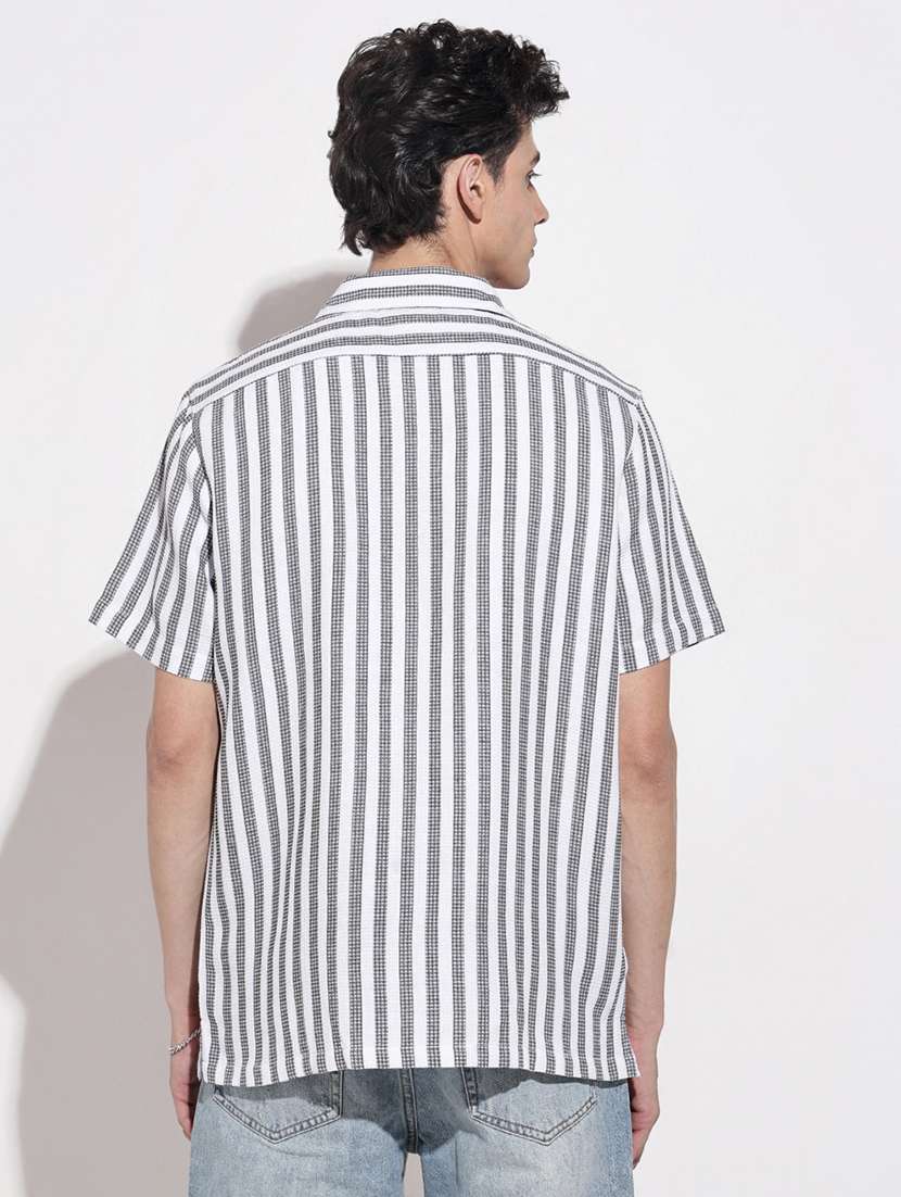 men striped short sleeve loose fit casual shirt - 22086093 -  Standard Image - 5