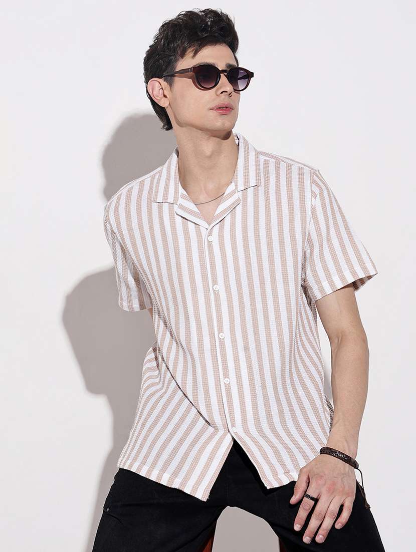 men striped short sleeve loose fit casual shirt - 22086094 -  Standard Image - 3