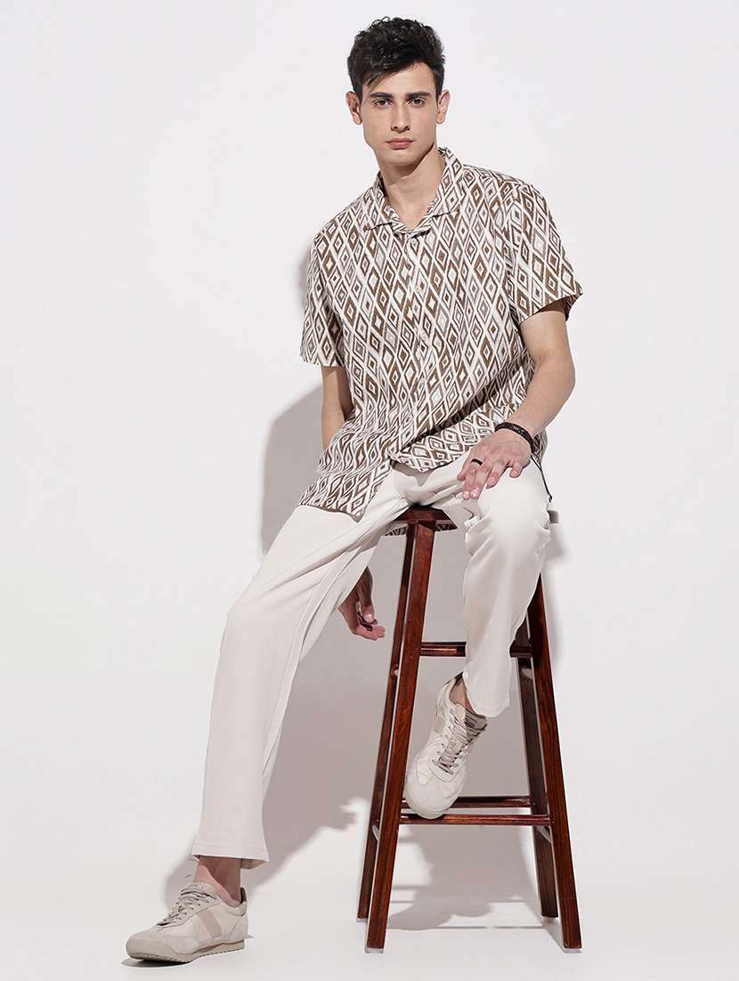 men geometric printed short sleeve loose fit casual shirt - 22086107 -  Standard Image - 5