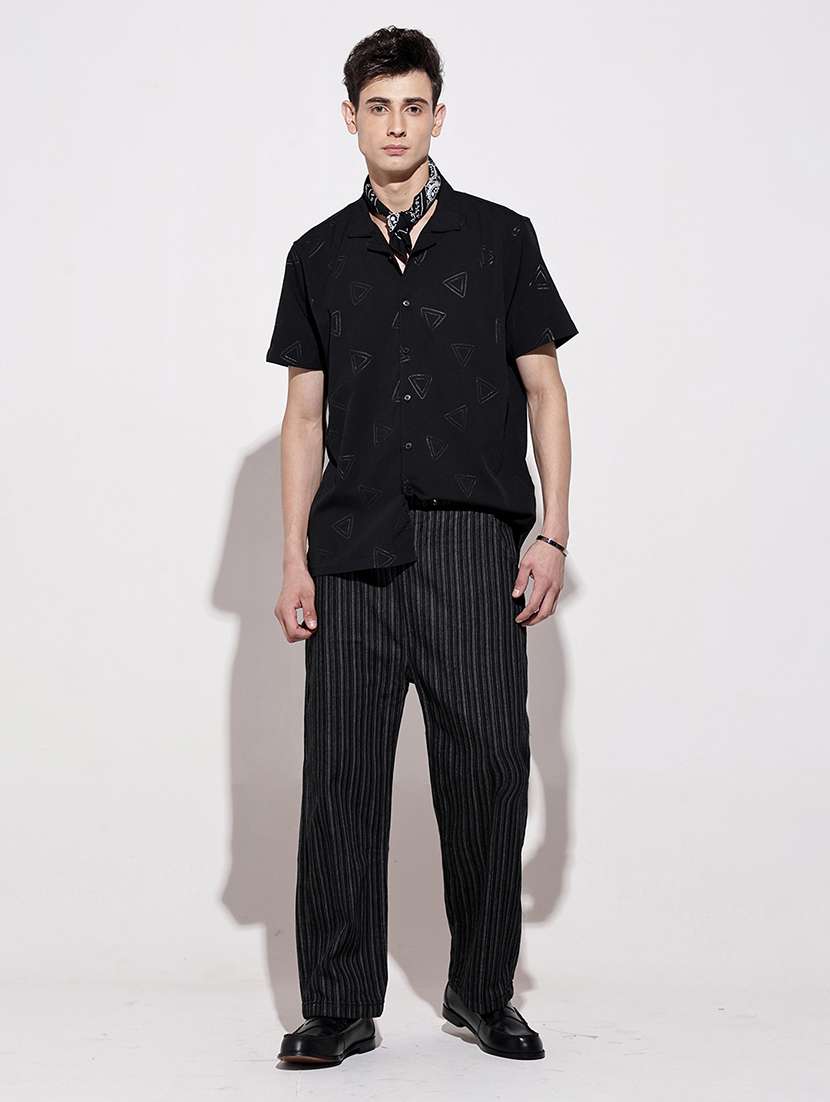 men geometric short sleeve loose fit casual shirt - 22086110 -  Standard Image - 5