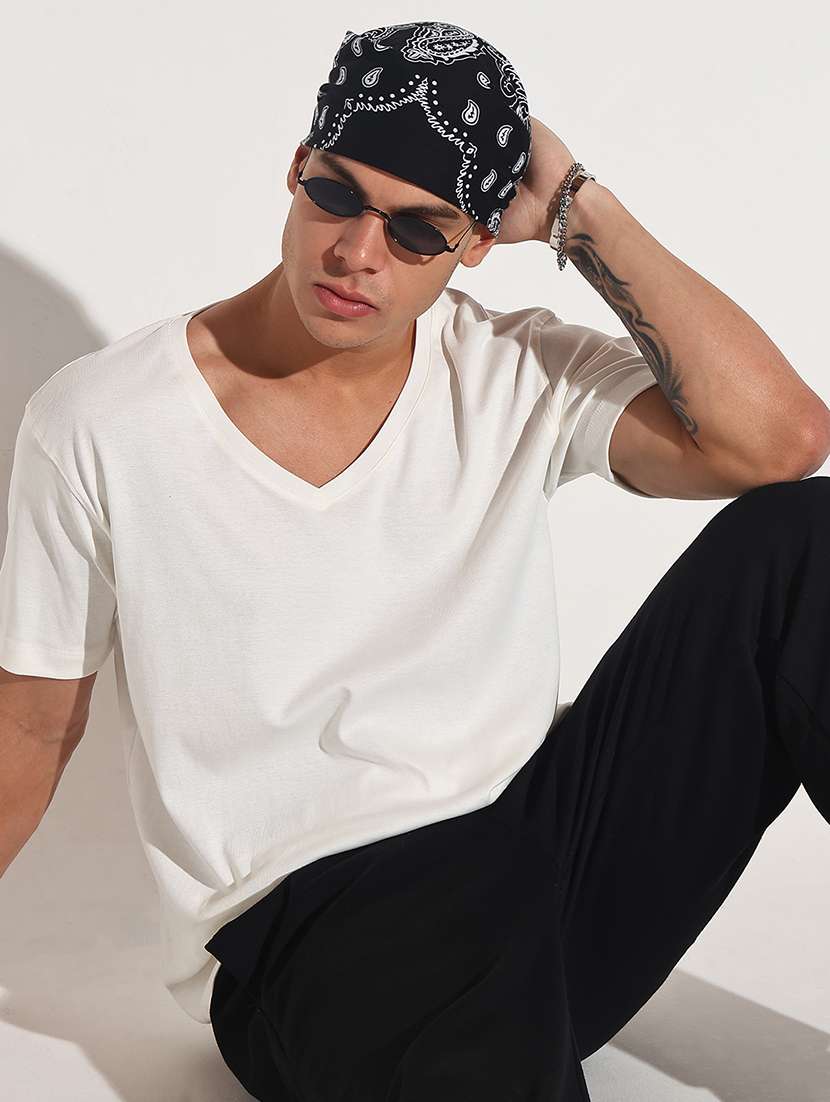 men solid short sleeve regular fit t-shirt - 22086168 -  Zoom Image - 0