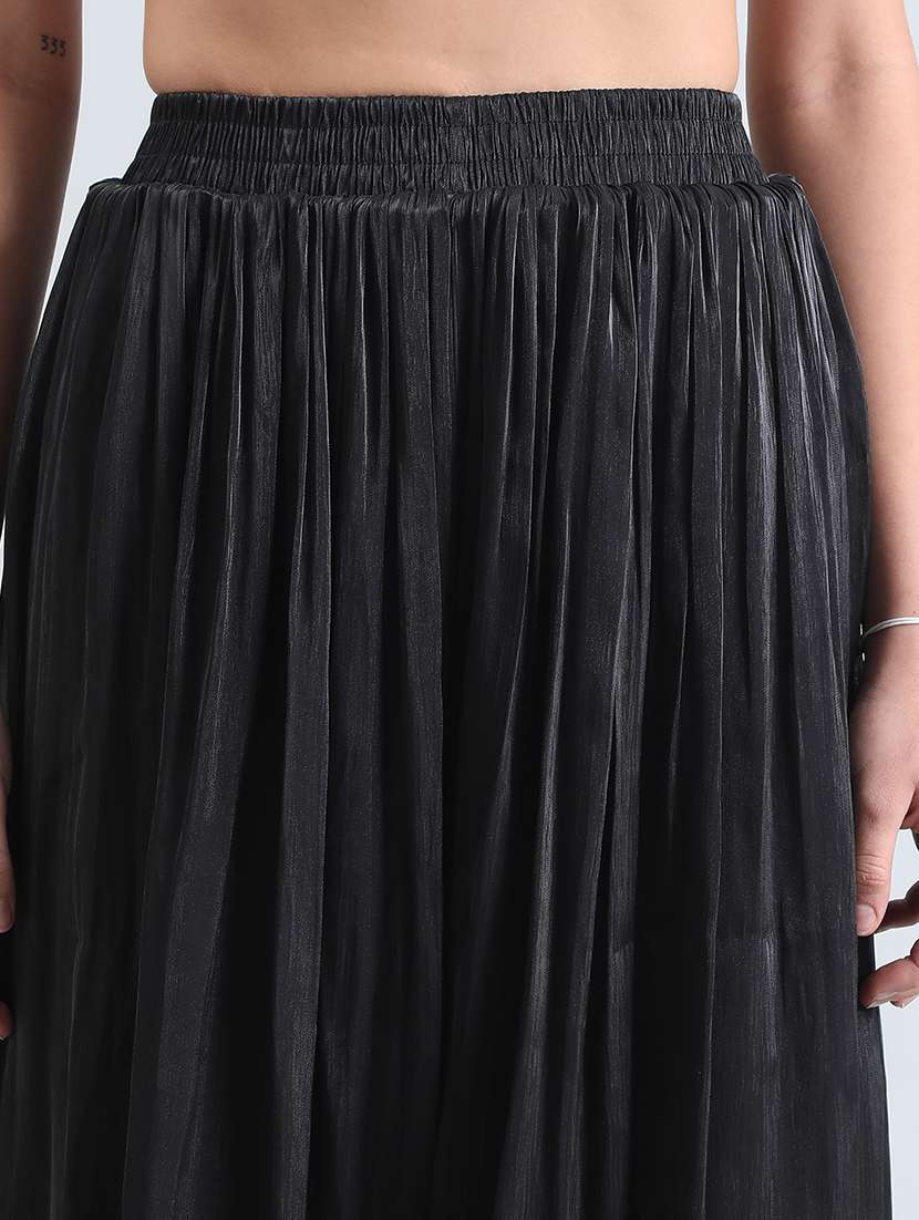 women black solid mid rise flared palazzo - 22086209 - Standard Image - 5