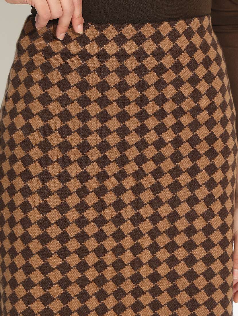 women geometric print high rise bodycon skirt - 22086254 - Standard Image - 5