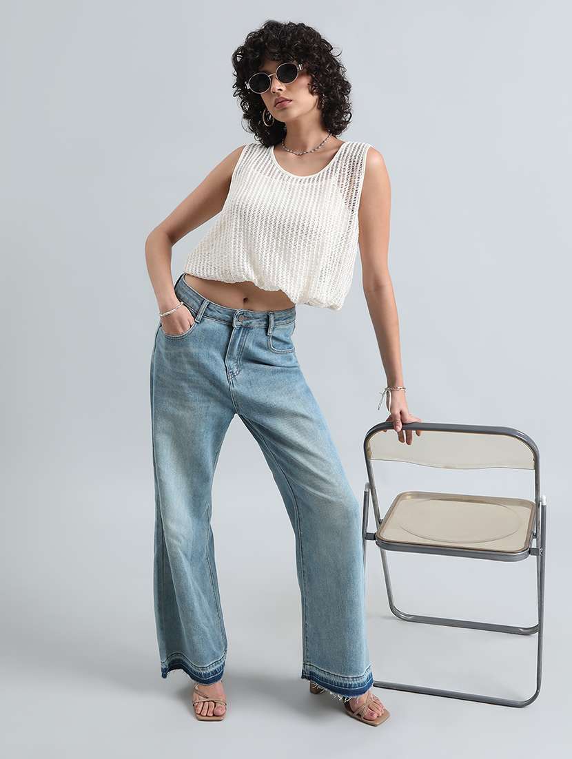 women white solid sleeveless crop top - 22086315 -  Standard Image - 5