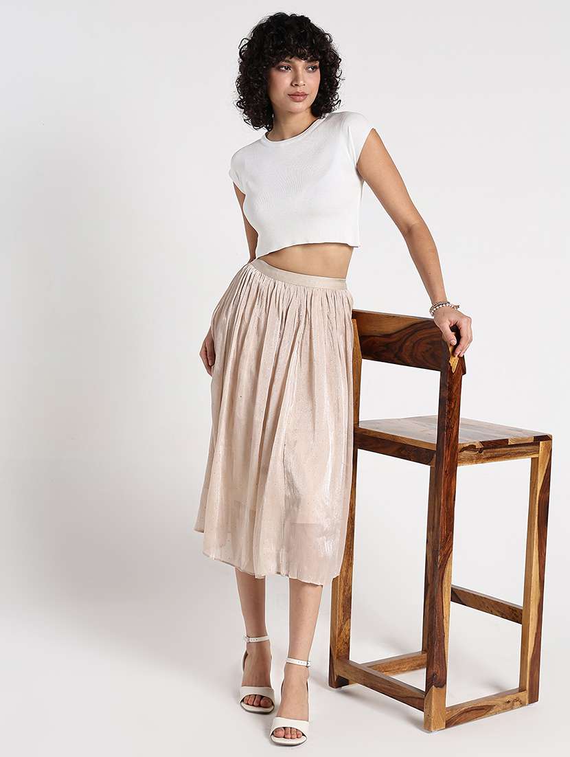 women white solid short sleeve crop top - 22086352 - Standard Image - 5