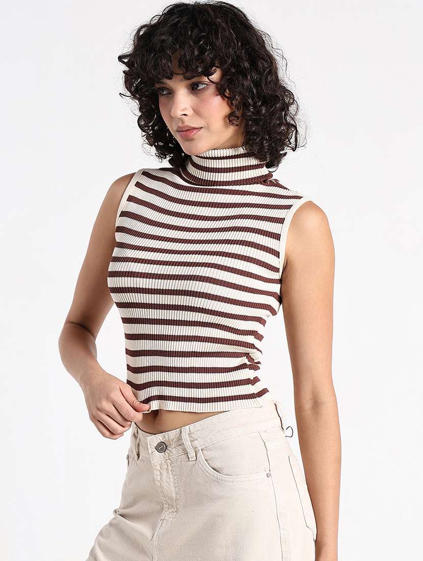 women striped turtle neck sleeveelss crop top - 22086353 -  Standard Image - 3