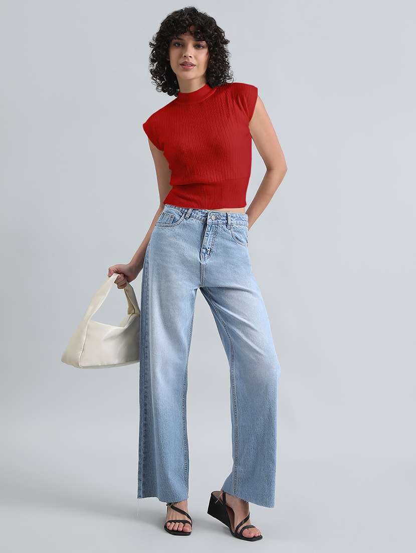 women red solid short sleeve crop top - 22086380 - Standard Image - 5