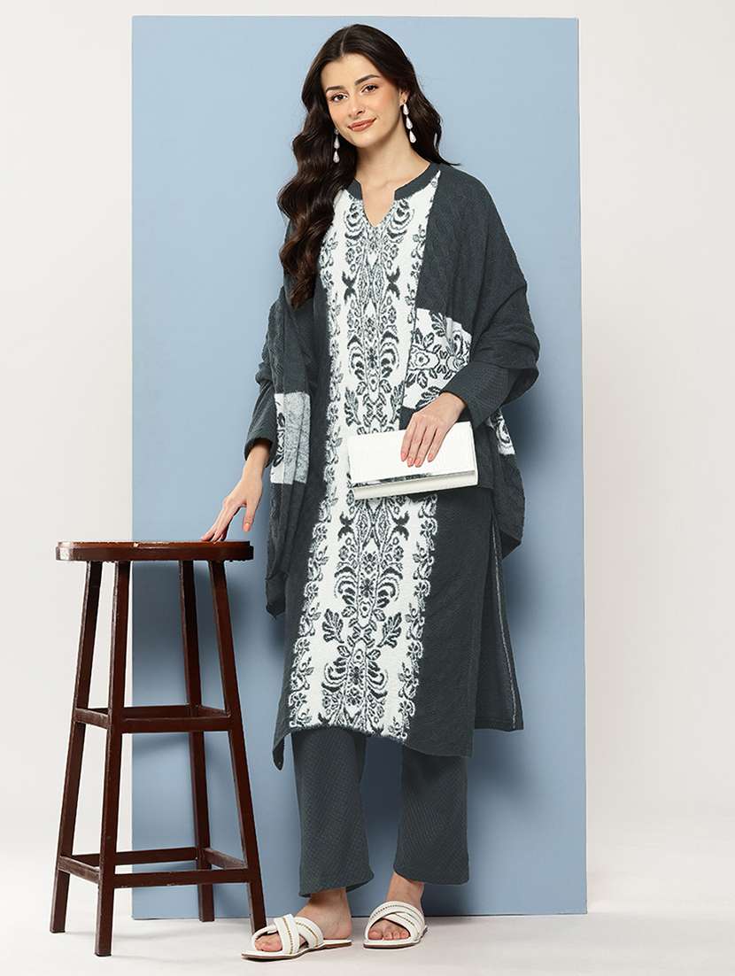 women self design long sleeve kurta pant with dupatta set