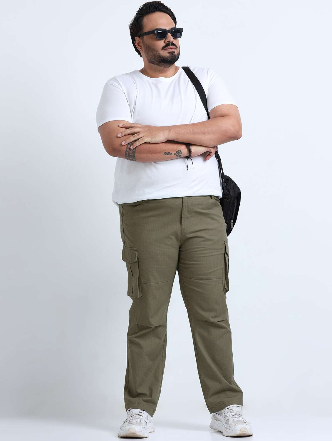 olive cotton cargos - 22086651 - Standard Image - 3