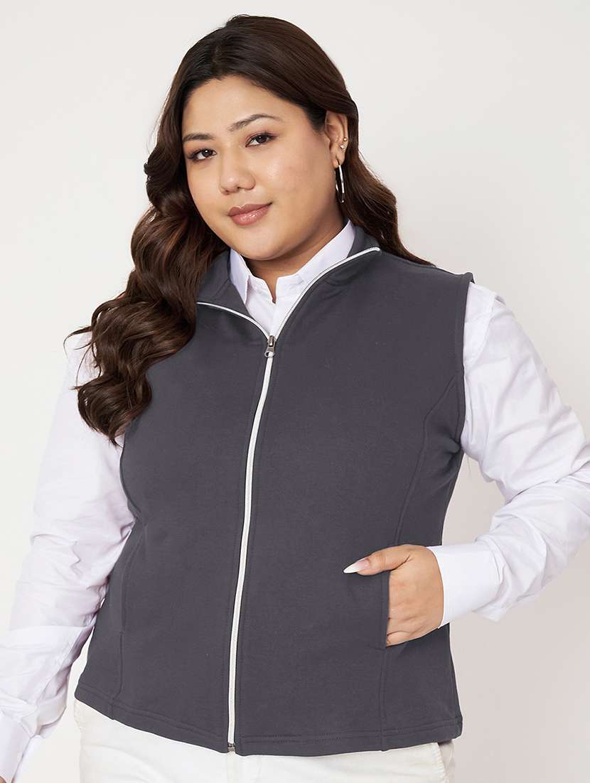 women plus size solid sleeveless jacket