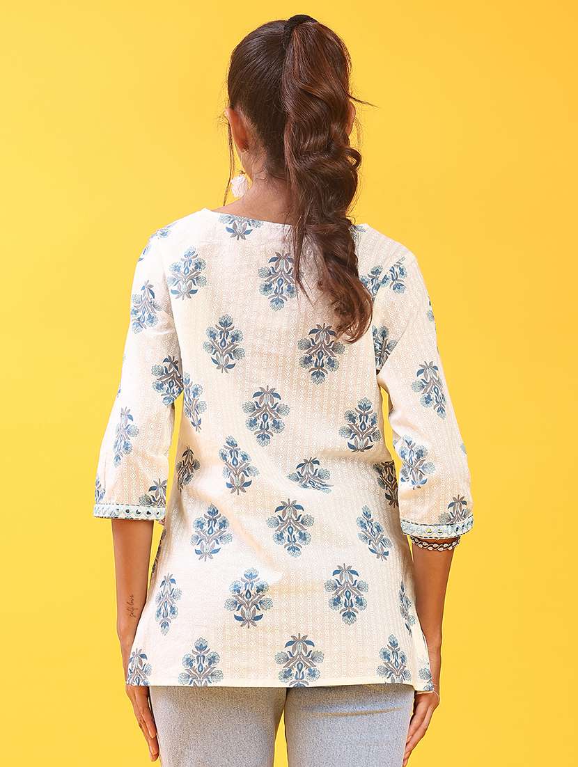women floral printed three quarter sleeve straight kurti - 22087278 -  Standard Image - 3