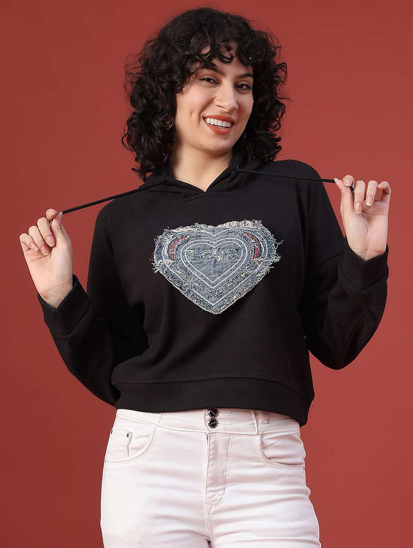 women printed long sleeve hooded sweatshirt