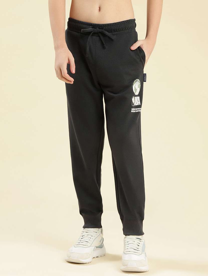 boys solid mid rise winterwear jogger - 22087989 - Zoom Image - 0