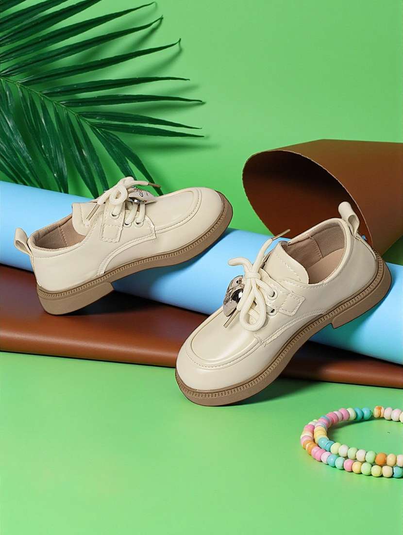 boys beige solid lace up shoes