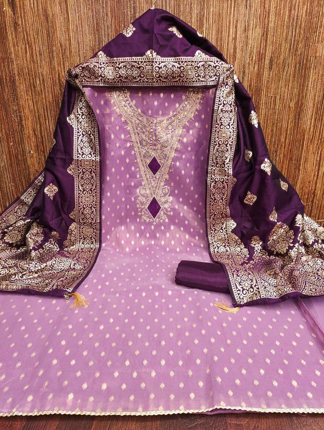 women self design embroidered unstitched suit set - 22088051 -  Standard Image - 3