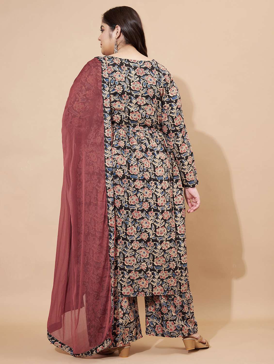 women plus size long sleeve kurta palazzo with dupatta set - 22088203 -  Standard Image - 3