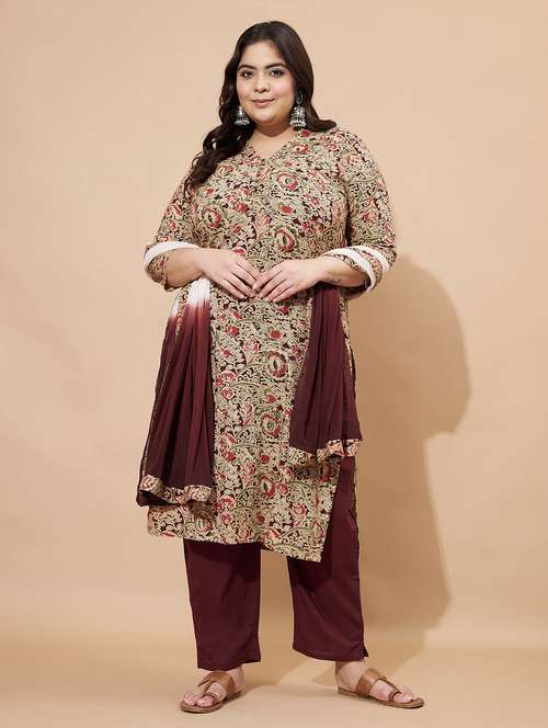 women plus size three quarter sleeve kurta pant with dupatta set - 22088204 -  Standard Image - 0