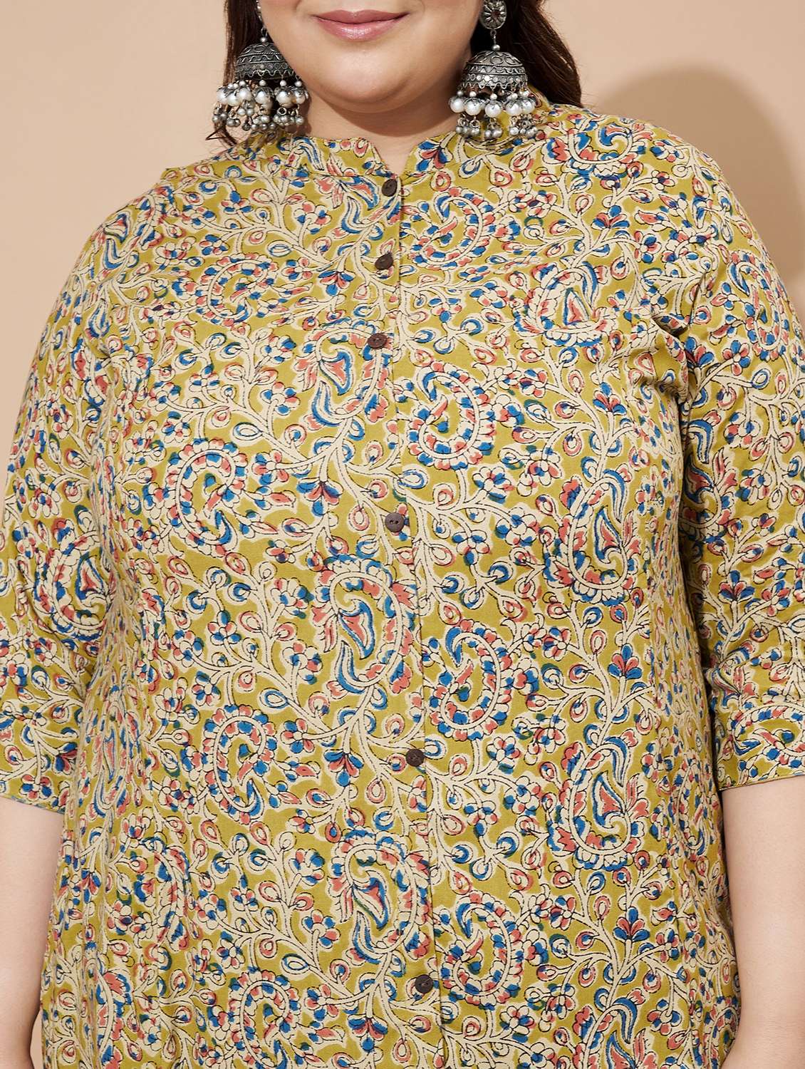 women plus size three quarter sleeve kurta palazzo set - 22088209 -  Standard Image - 5