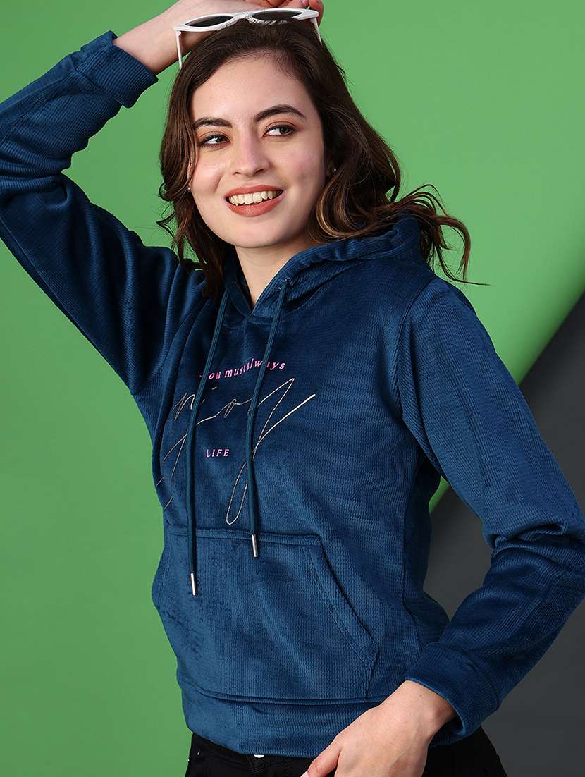 women printed long sleeve hooded sweatshirt