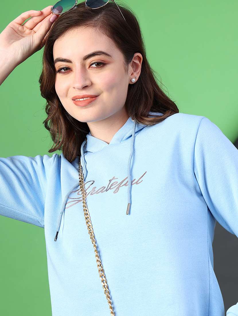 women printed long sleeve hooded sweatshirt