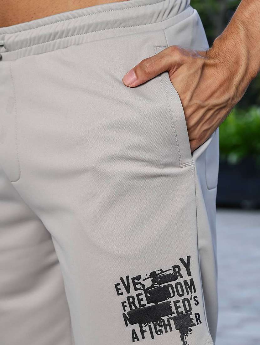 men placement print mid rise sports shorts - 22088758 -  Standard Image - 5