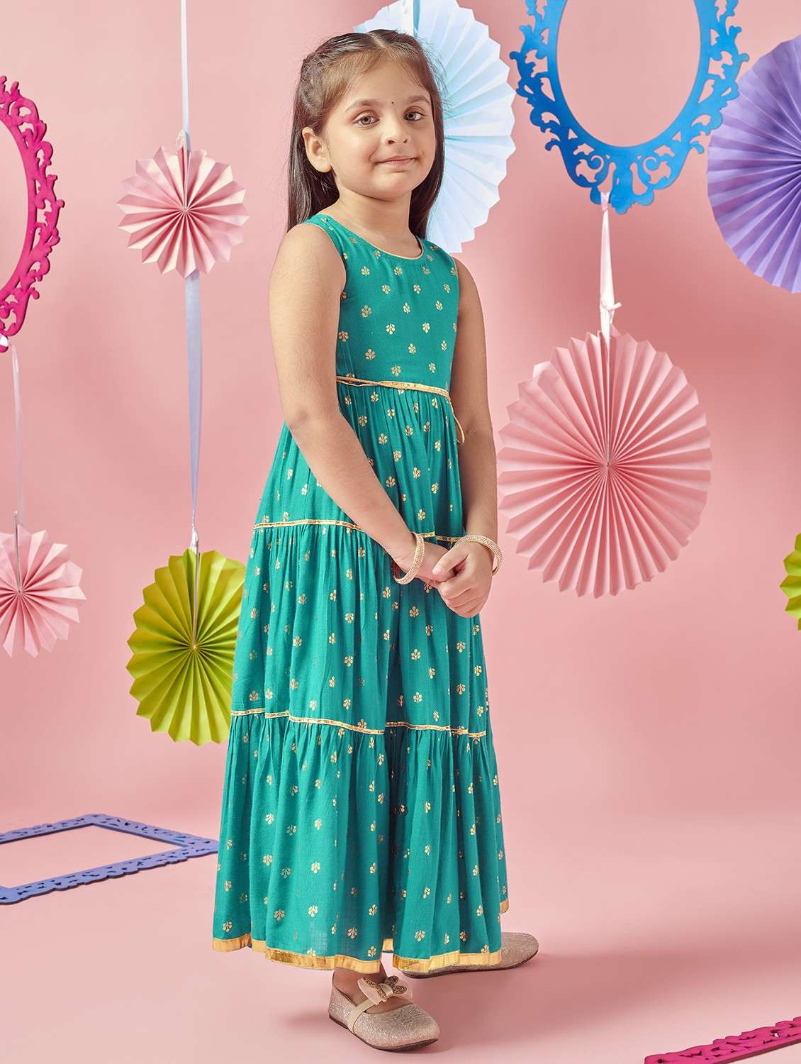 girls foil print sleeveless tiered gown - 22088907 -  Zoom Image - 0