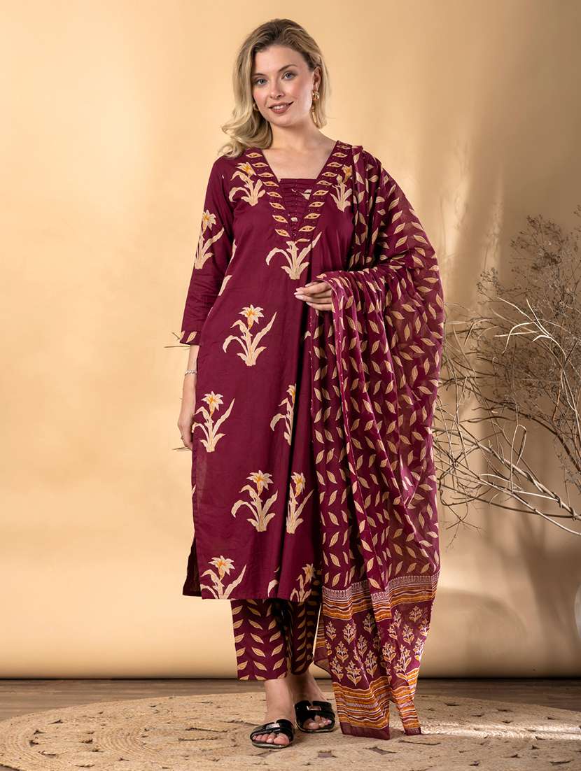 women floral three quarter sleeve kurta pant with dupatta set